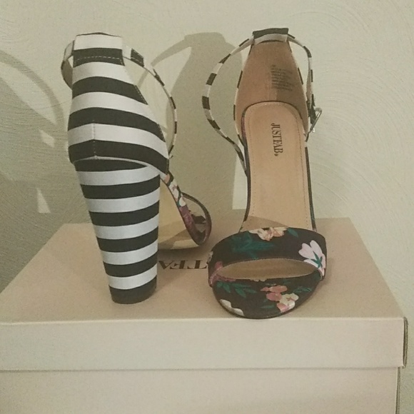 Justfab - Picture 3 of 3